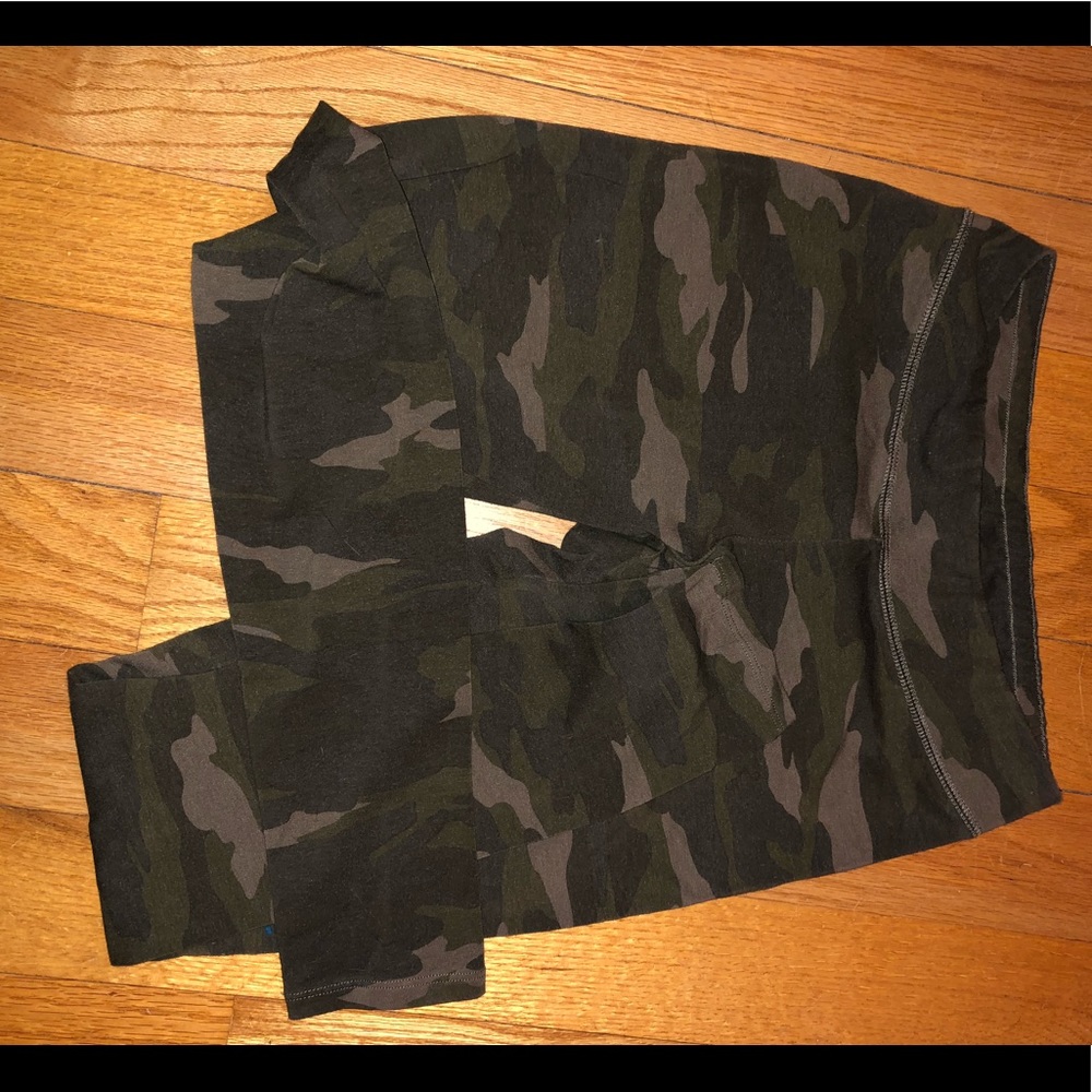 Camo leggings